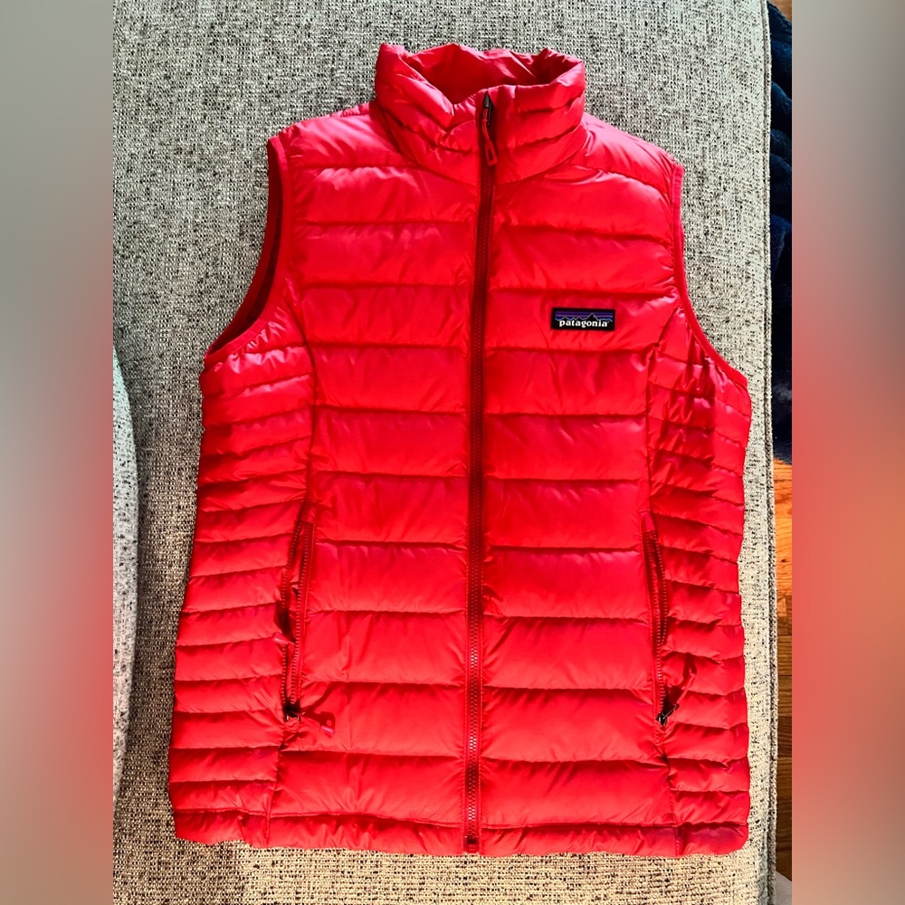 Red patagonia vest